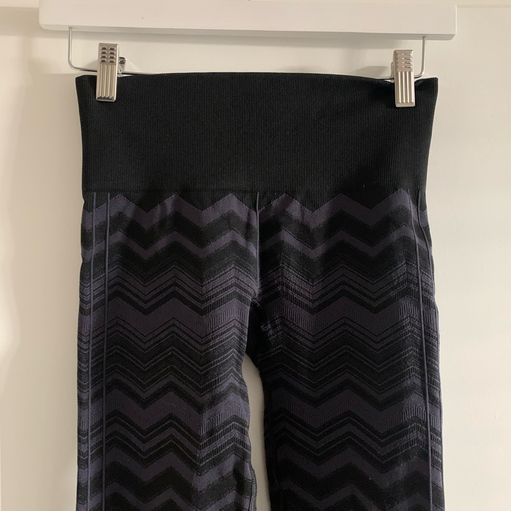 Lululemon Ebb To Street Pants Size 6/8 - Picture 2 of 8